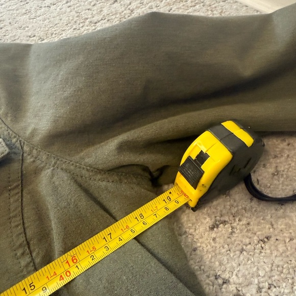 TNA M mint newer condition Olive Bomber Jacket faux fur lining - Picture 10 of 16